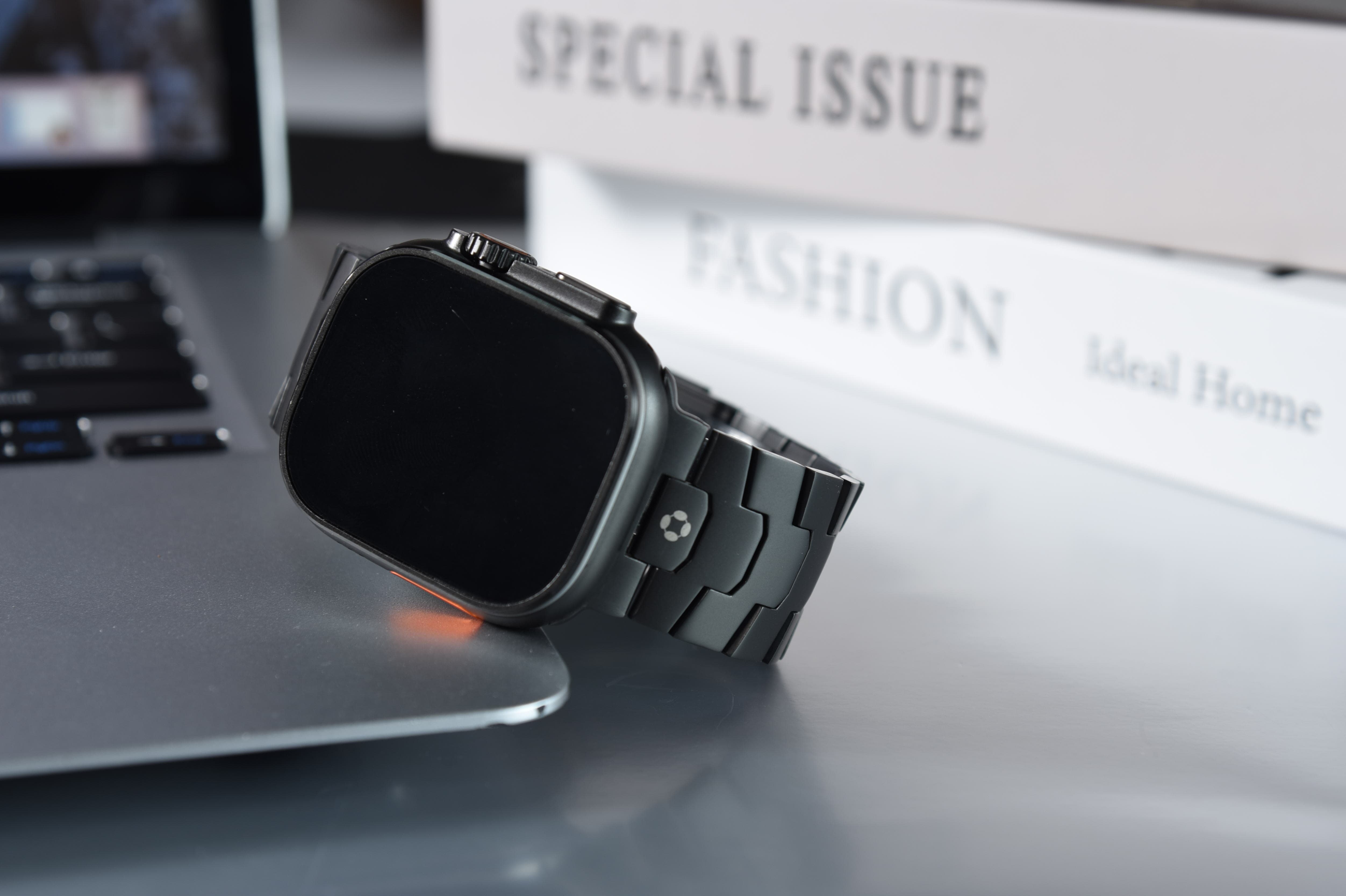 Best Watch Straps for People With Wrist Pain - FiNESTONE