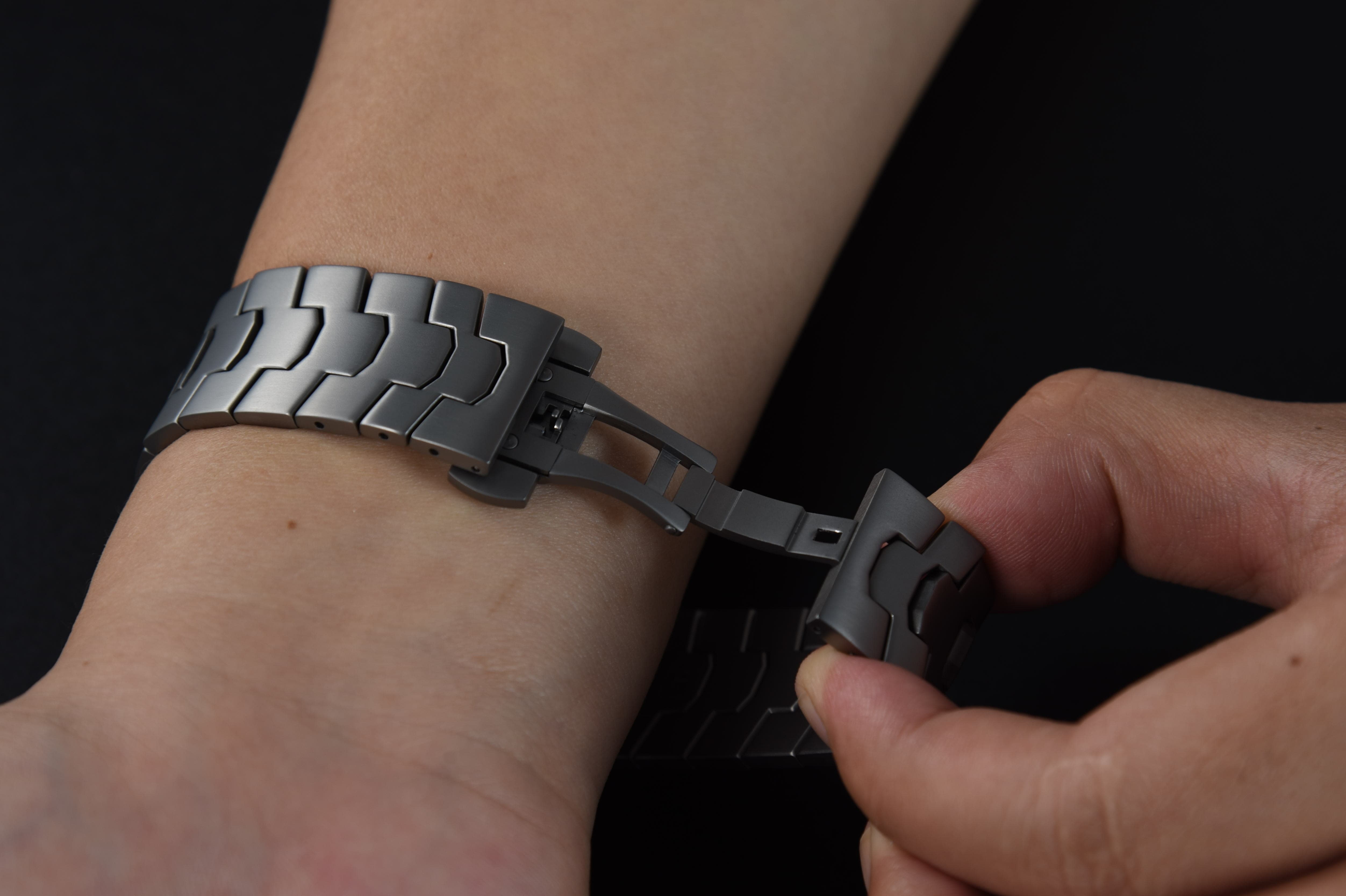 What Makes a Watch Band Feel Premium? - FiNESTONE