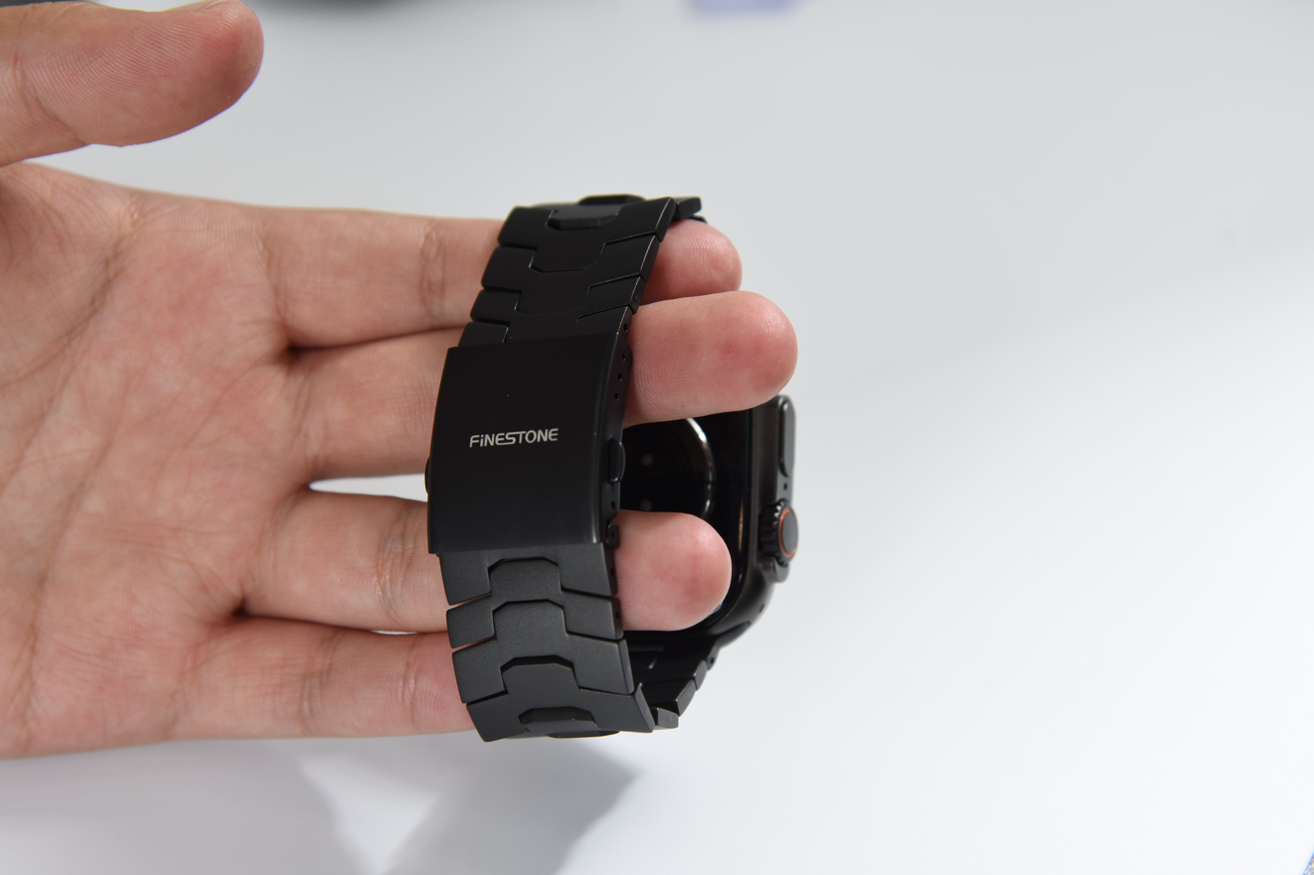 Is Titanium Too “Industrial” for Everyday Wear? - FiNESTONE