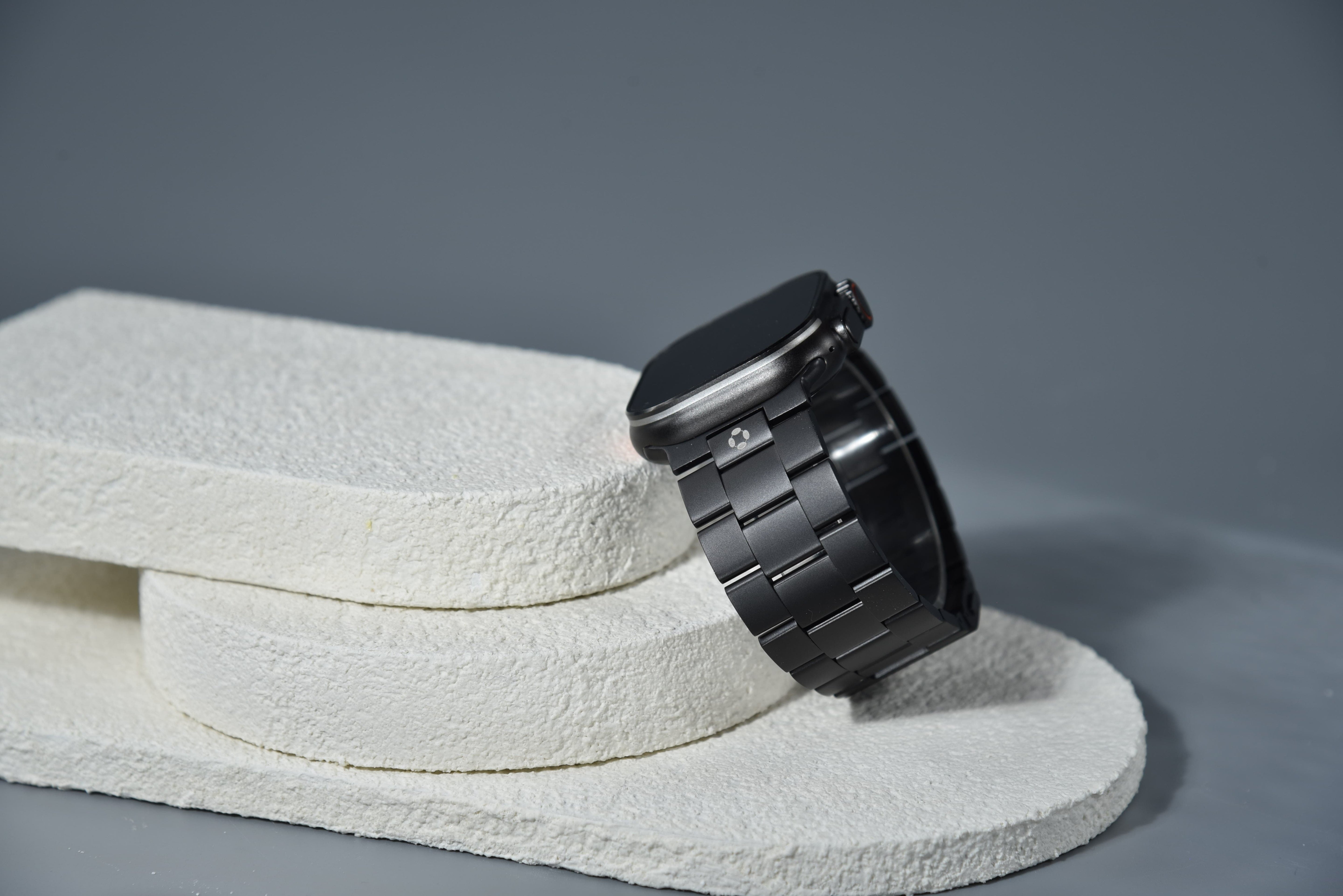 Turning a Smartwatch Into a Timepiece. - FiNESTONE