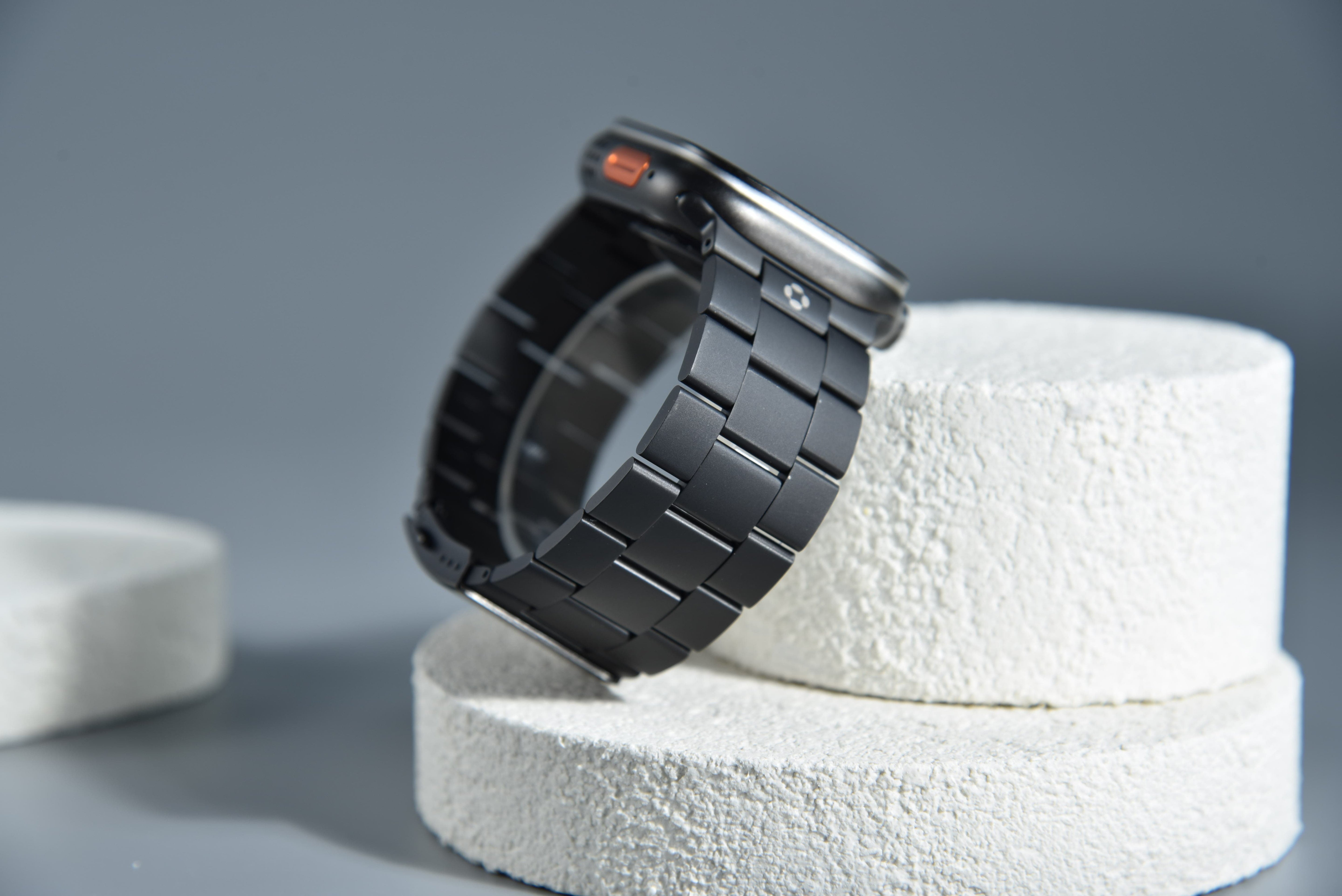 Best Watch Straps for Modern Minimalist Watches - FiNESTONE