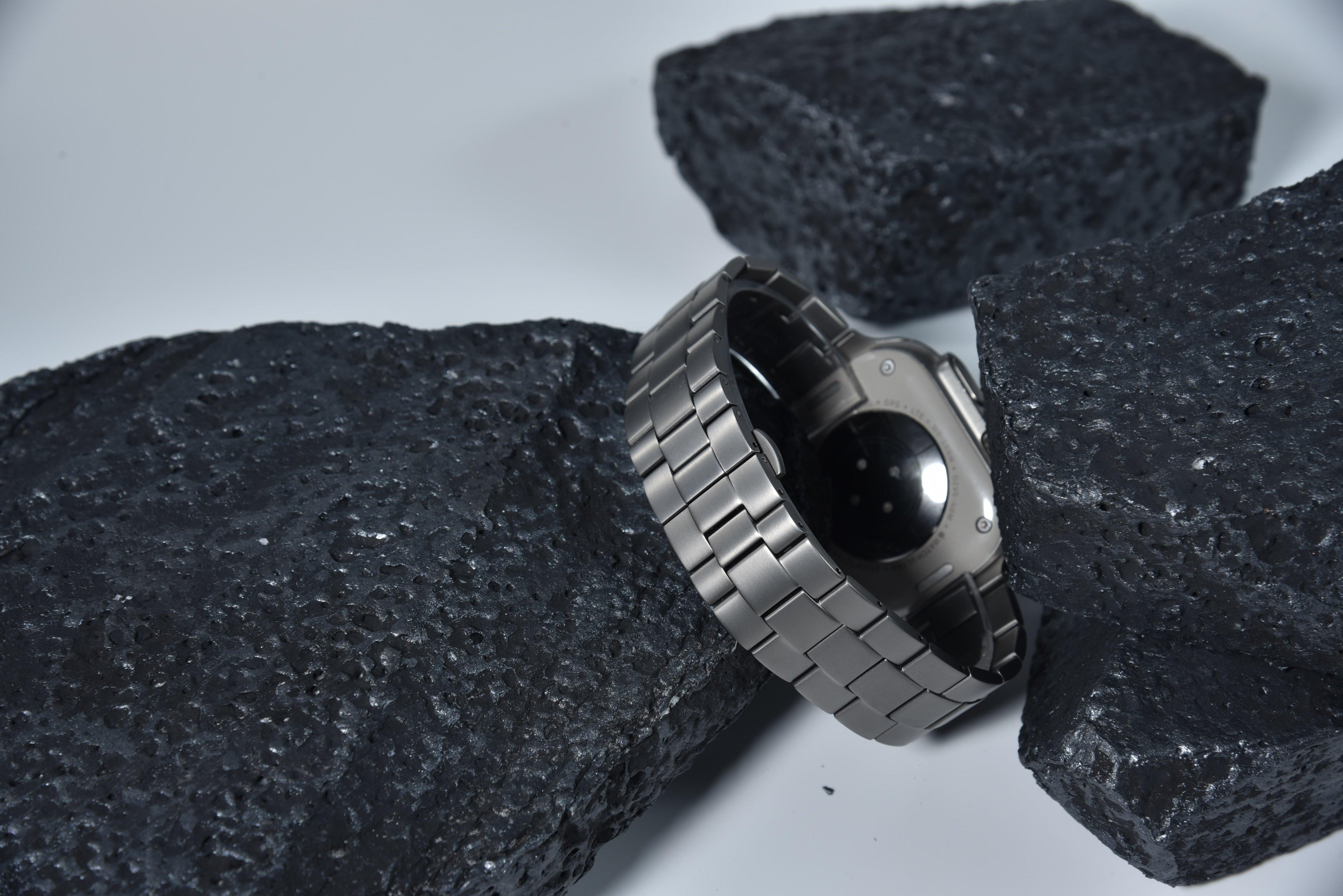 Why Some Watch Bands Feel Uncomfortable (And How to Fix It)