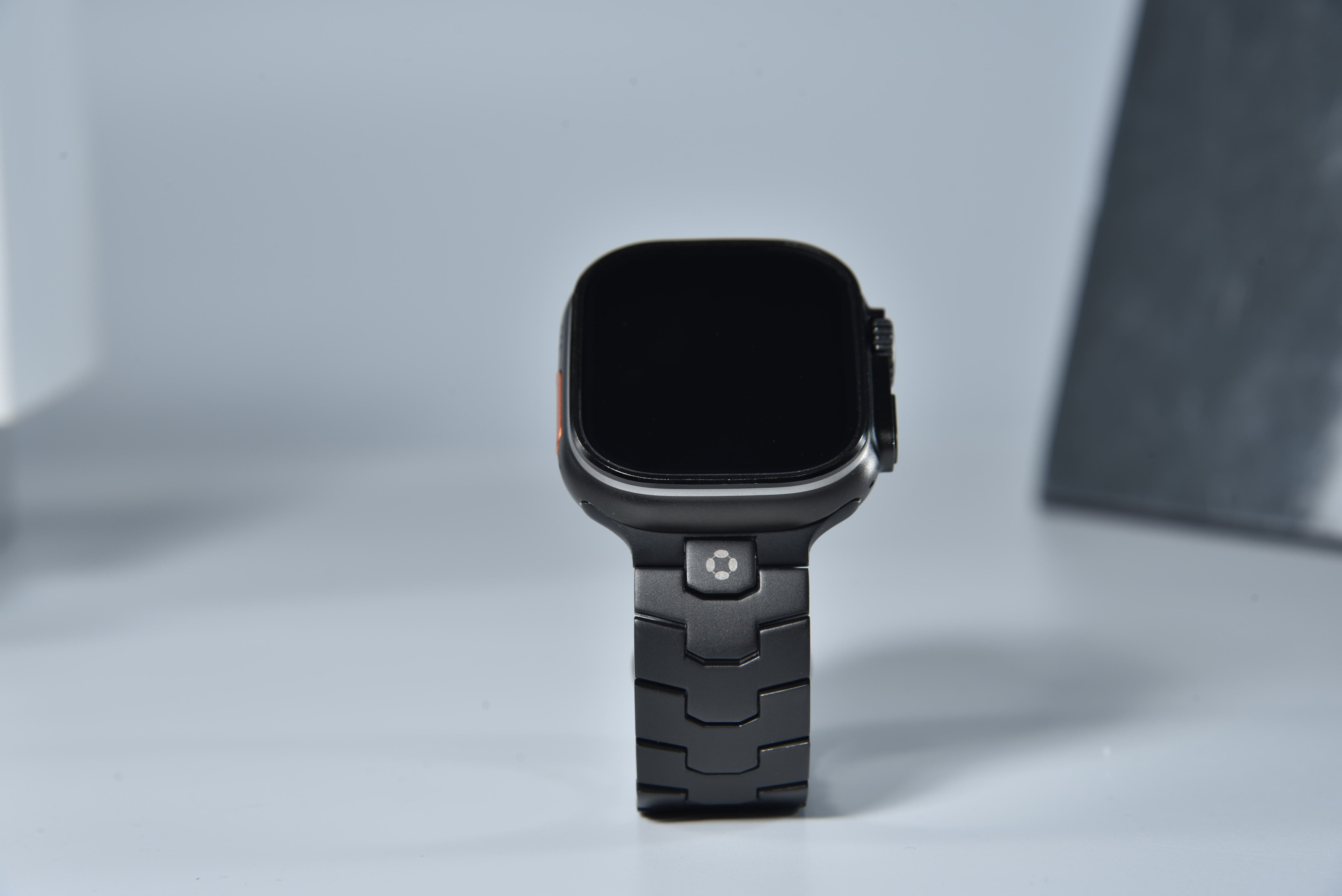 Best Apple Watch Ultra Accessories - FiNESTONE