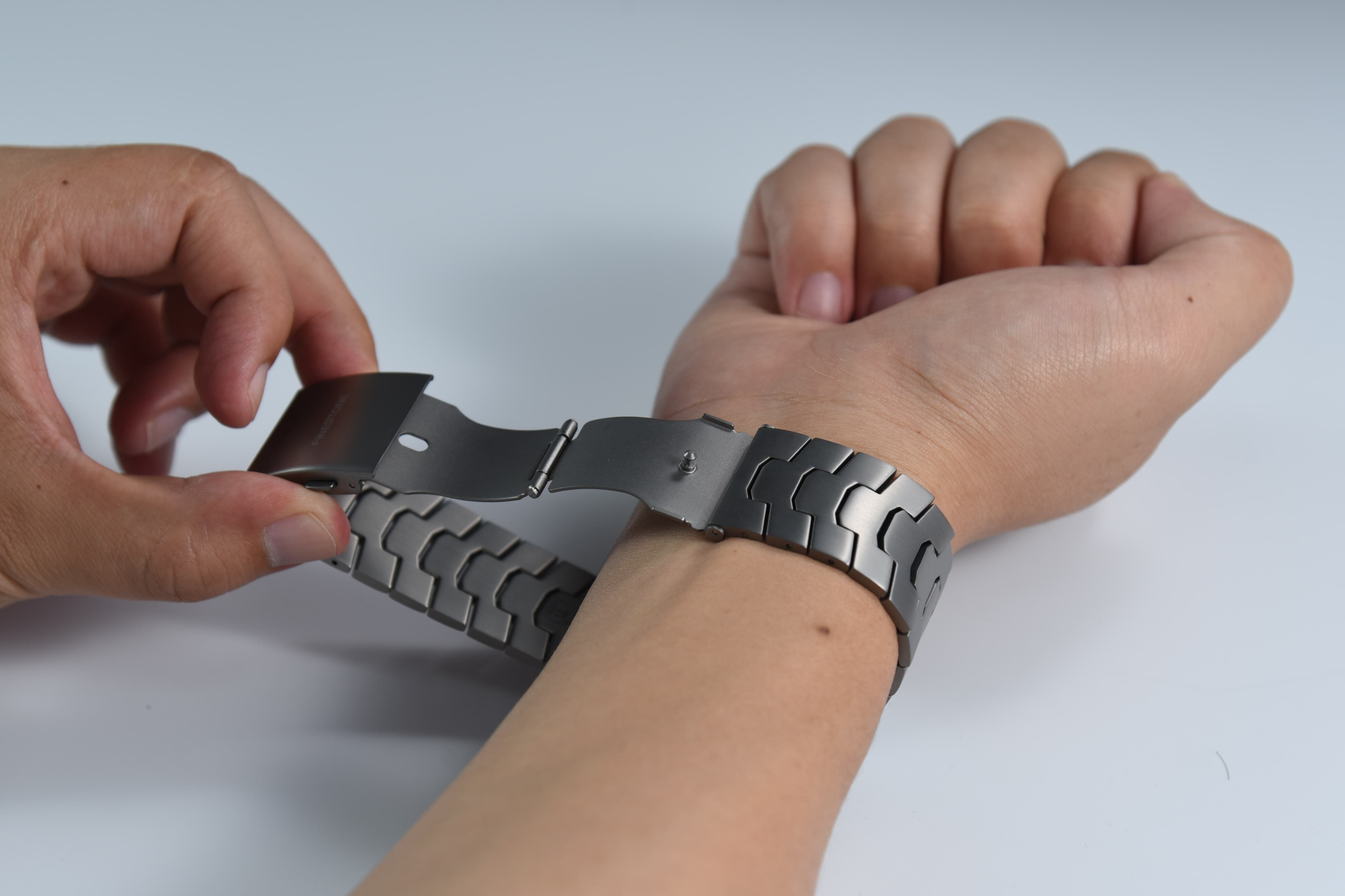 Can You Wear the Same Watch Band Every Day? - FiNESTONE