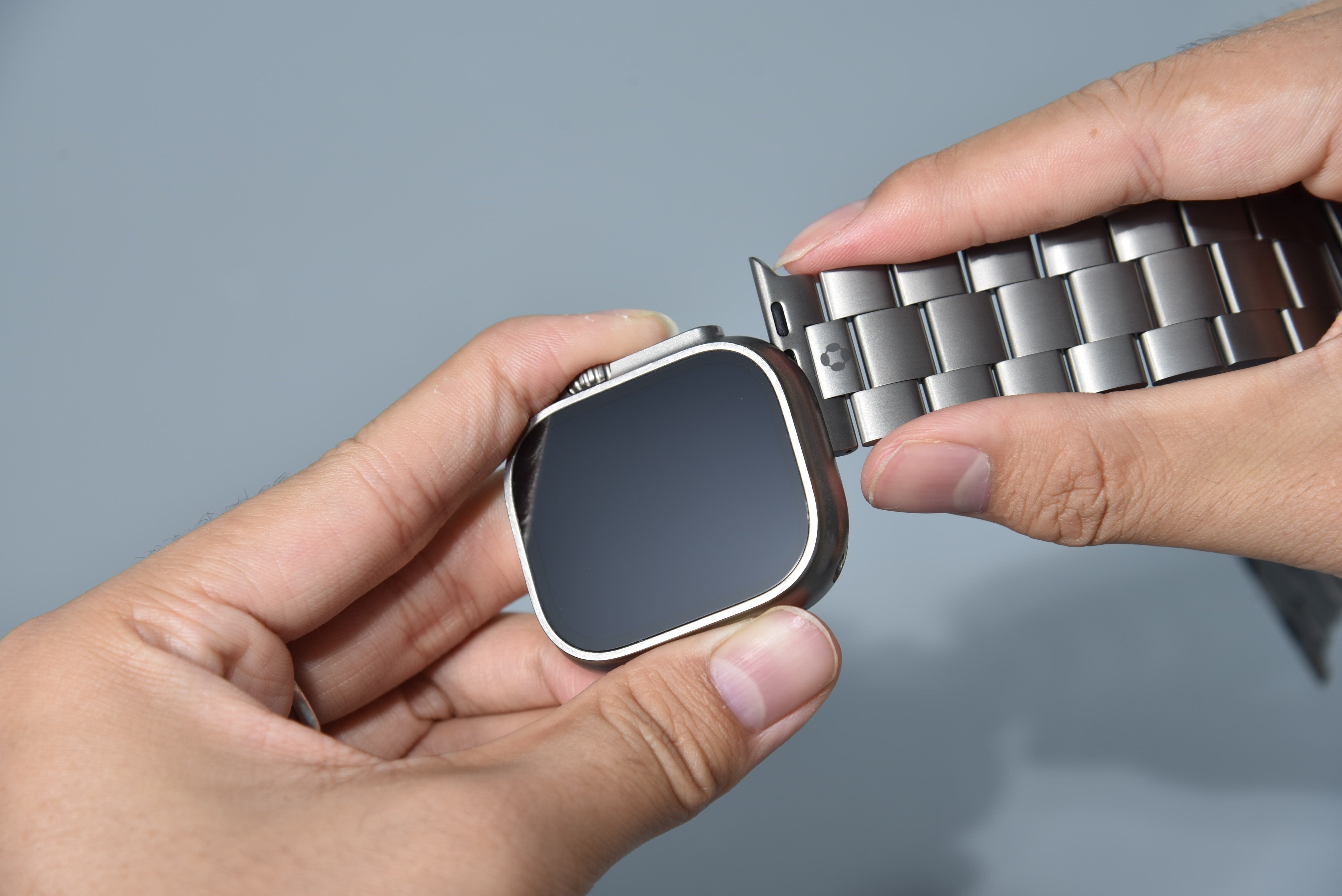 Watch Bands That Don’t Feel Tight or Restrictive - FiNESTONE