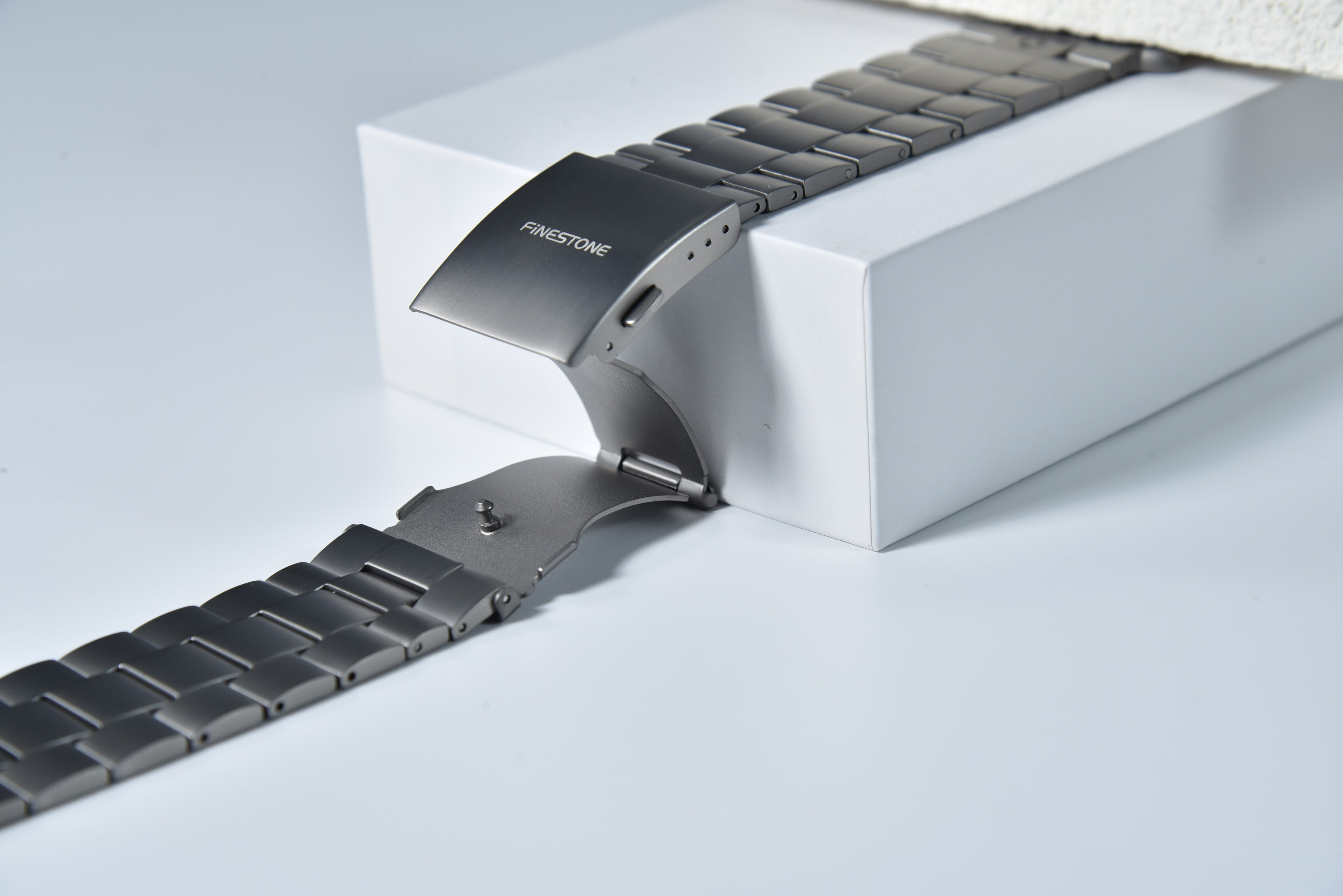 Why Watch Strap Comfort Matters More Than Design? - FiNESTONE